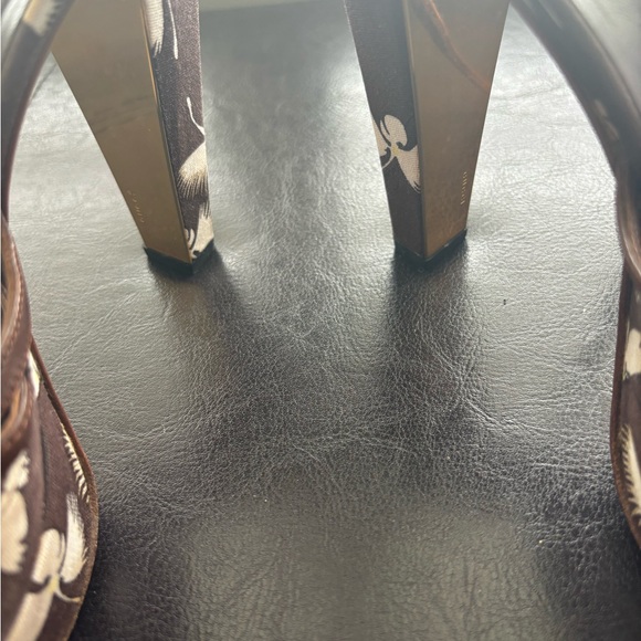 Gucci Floral Print Platform - Picture 10 of 12